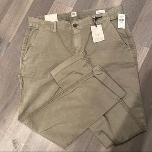 GAP girlfriend mid rise chinos